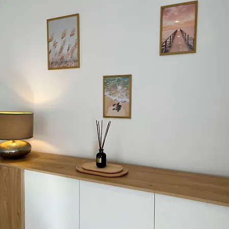 Le De La Fontaine - Spacious House Les Veys