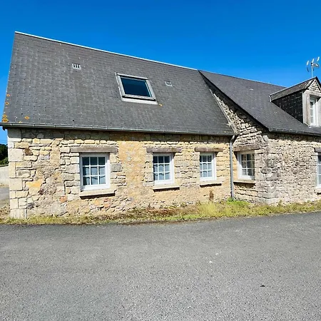 Le De La Fontaine - Spacious House