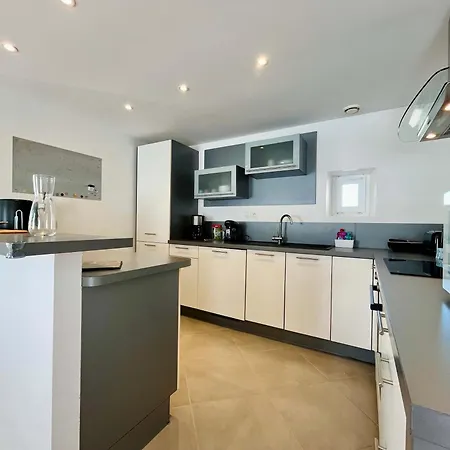 Σπίτι διακοπών Le De La Fontaine - Spacious House Les Veys