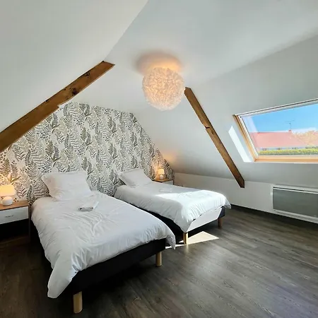 Le De La Fontaine - Spacious House Ferienhaus Les Veys