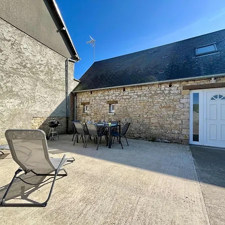 Le De La Fontaine - Spacious House *