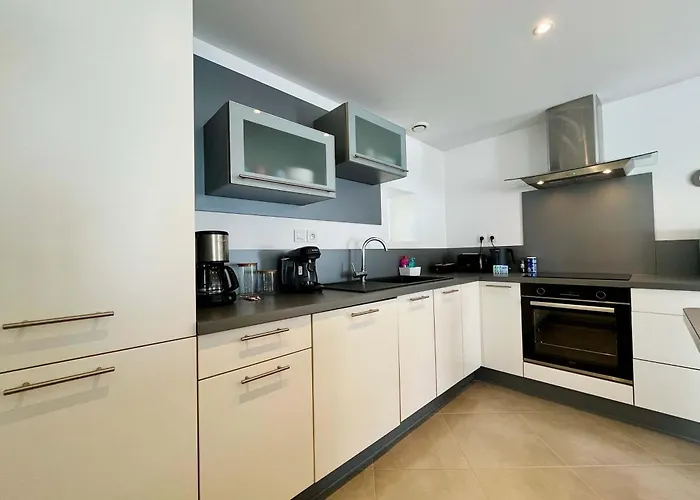 Le De La Fontaine - Spacious House * Les Veys