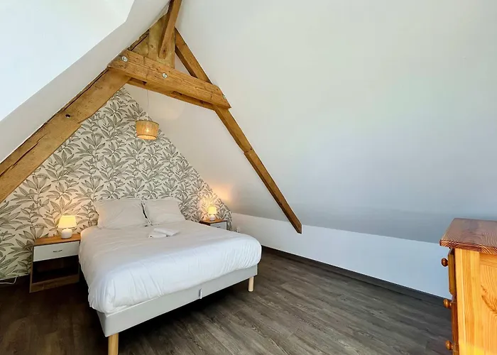 Prázdninový dům Le De La Fontaine - Spacious House Les Veys