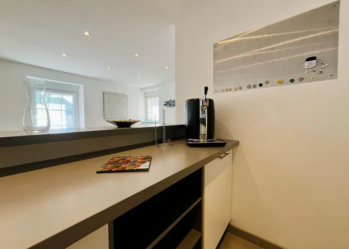 Le De La Fontaine - Spacious House Les Veys